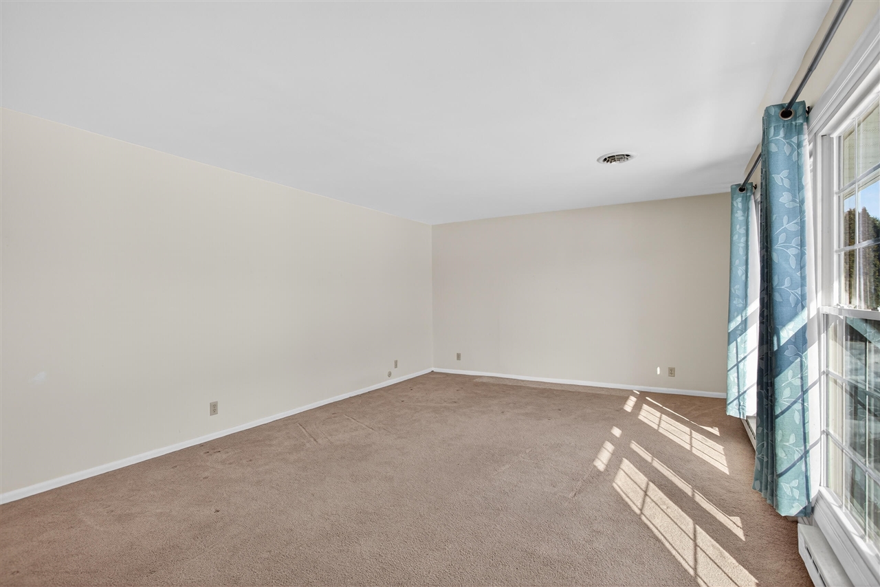 2770 North Dearing Road Parma, MI 49269 - Photo 16 of 73