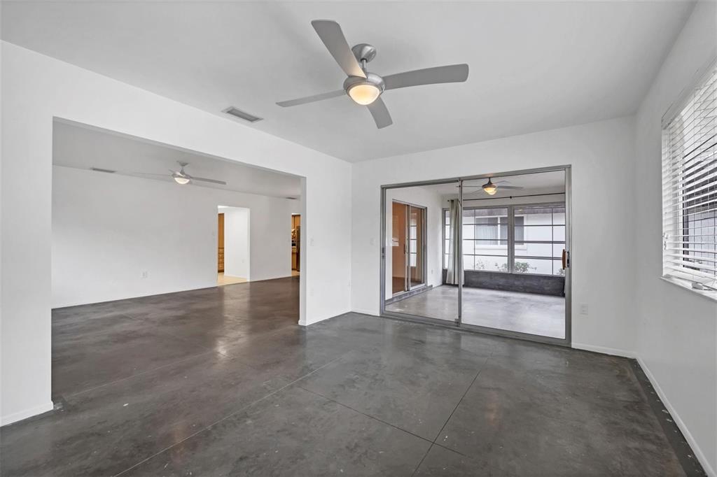 3904 Lakeside Road, Unit 174 Sarasota, FL 34232 - Photo 11 of 30 Gallery Image 11