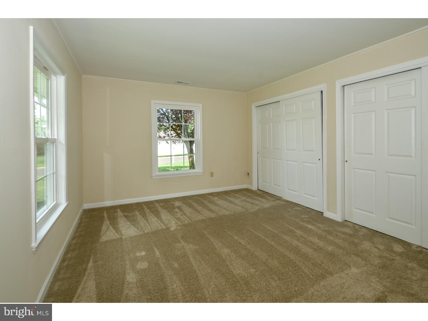 59 Smoketree Road Levittown, PA 19056 - Photo 16 of 24 Gallery Image 16
