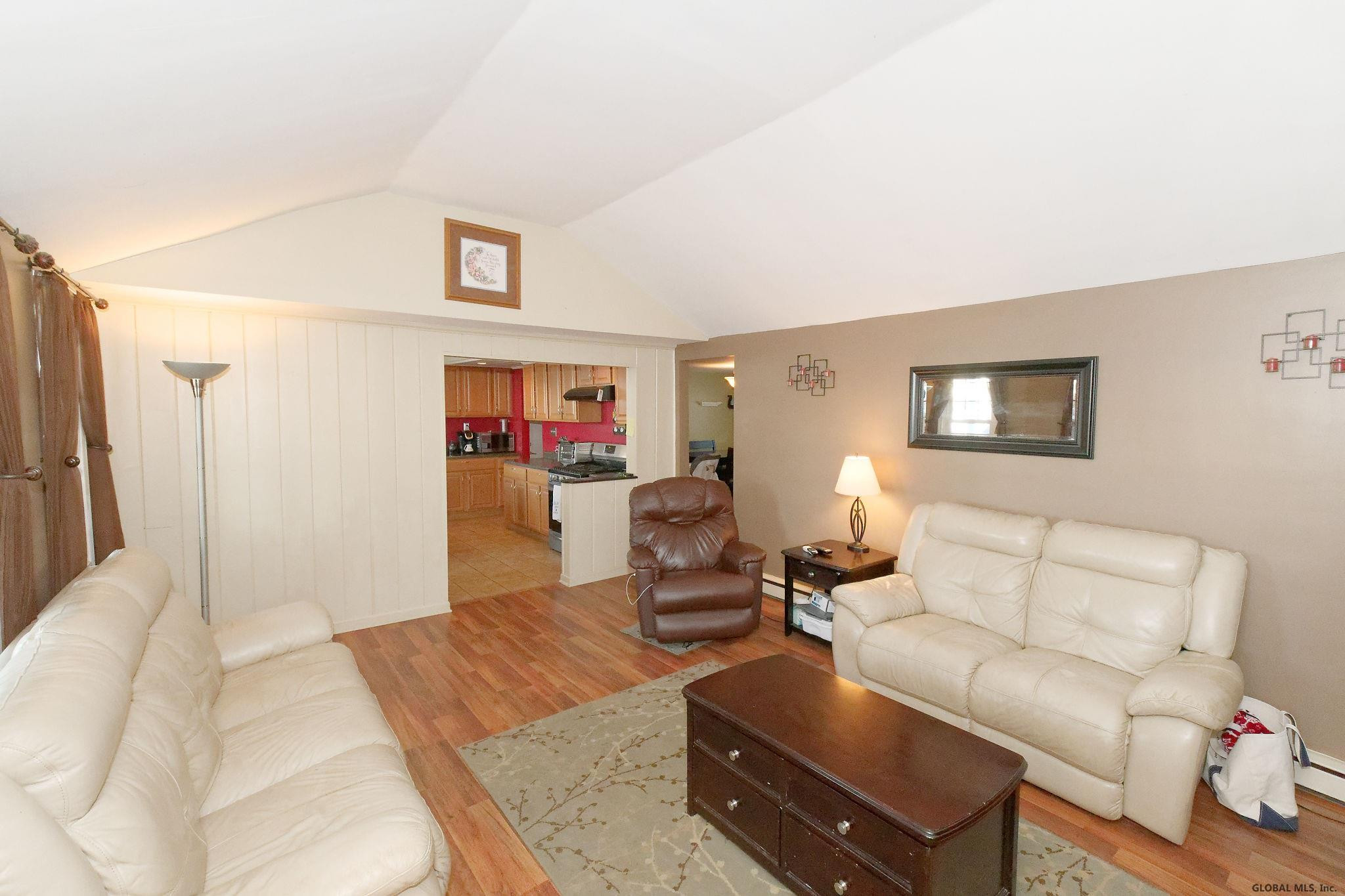 233 Vly Road Colonie, NY 12309 - Photo 4 of 22 Photo 4