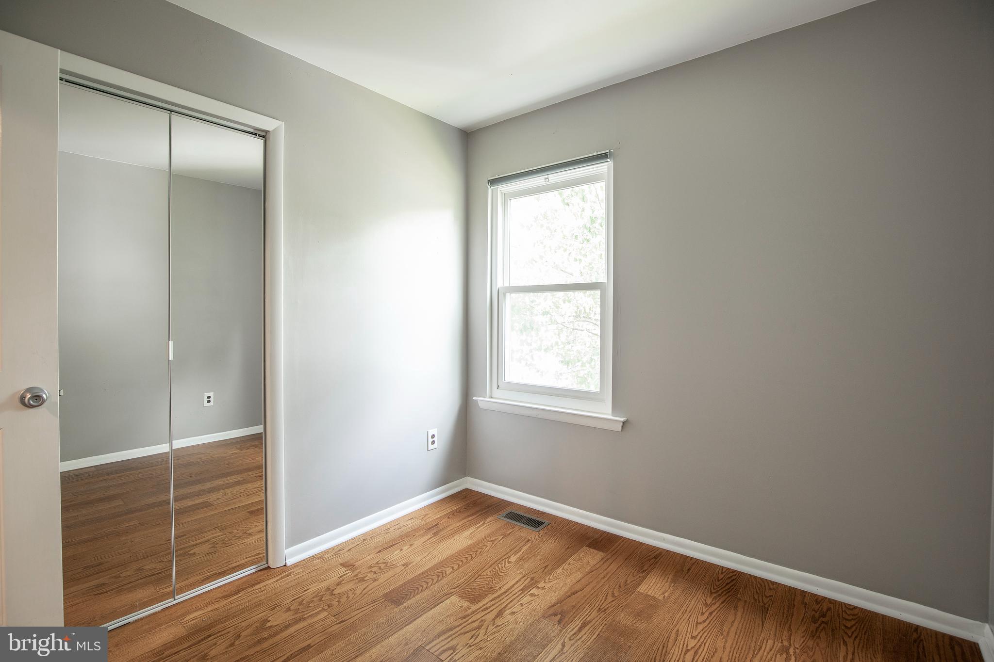 11 School Road Horsham, PA 19044 - Photo 16 of 29 Bedroom 2