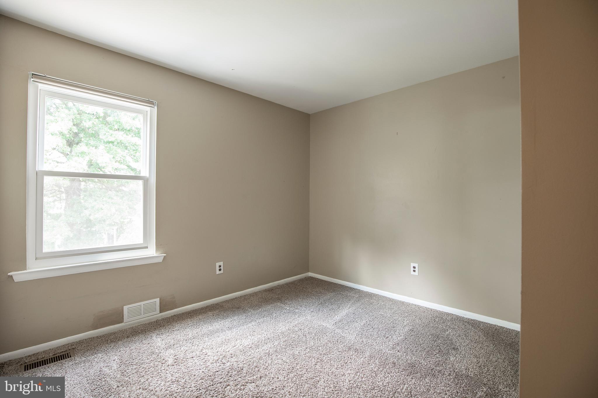 11 School Road Horsham, PA 19044 - Photo 18 of 29 Bedroom 3