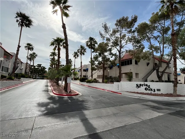 $1,100 | 101 Luna Way, Unit 108, Las Vegas, NV 89145