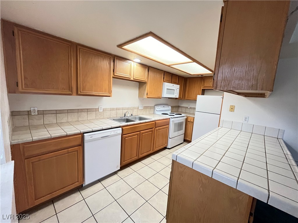 101 Luna Way, Unit 108 Las Vegas, NV 89145 - Photo 3 of 15