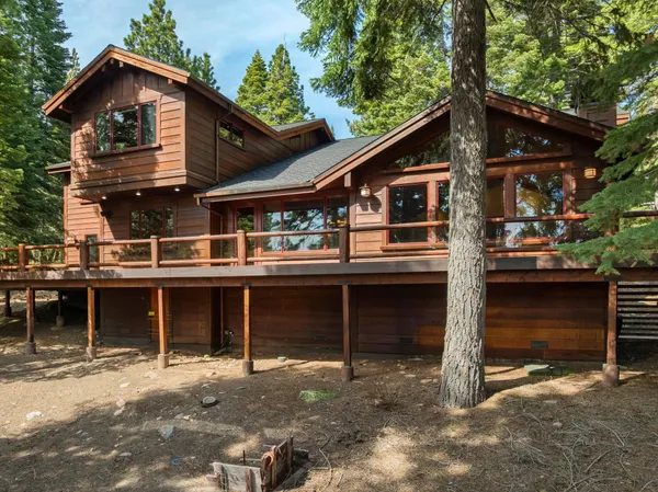 $2,800,028 | 12774 Muhlebach Way, Truckee, CA 96161
