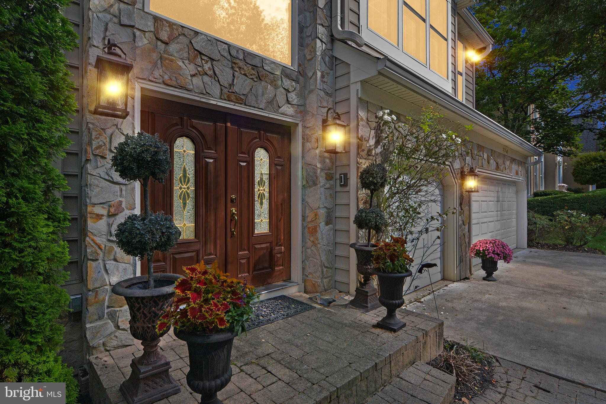 8504 Summershade Drive Odenton, MD 21113 - Photo 2 of 92 a view of a building with sitting area