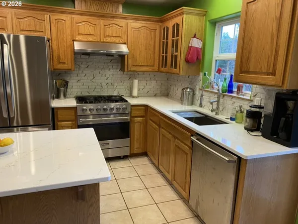 $668,000 | 36468 River Point Drive, Astoria, OR 97103