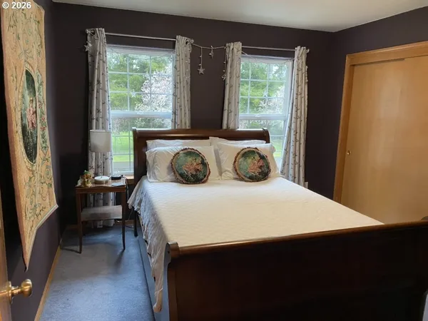 $668,000 | 36468 River Point Drive, Astoria, OR 97103