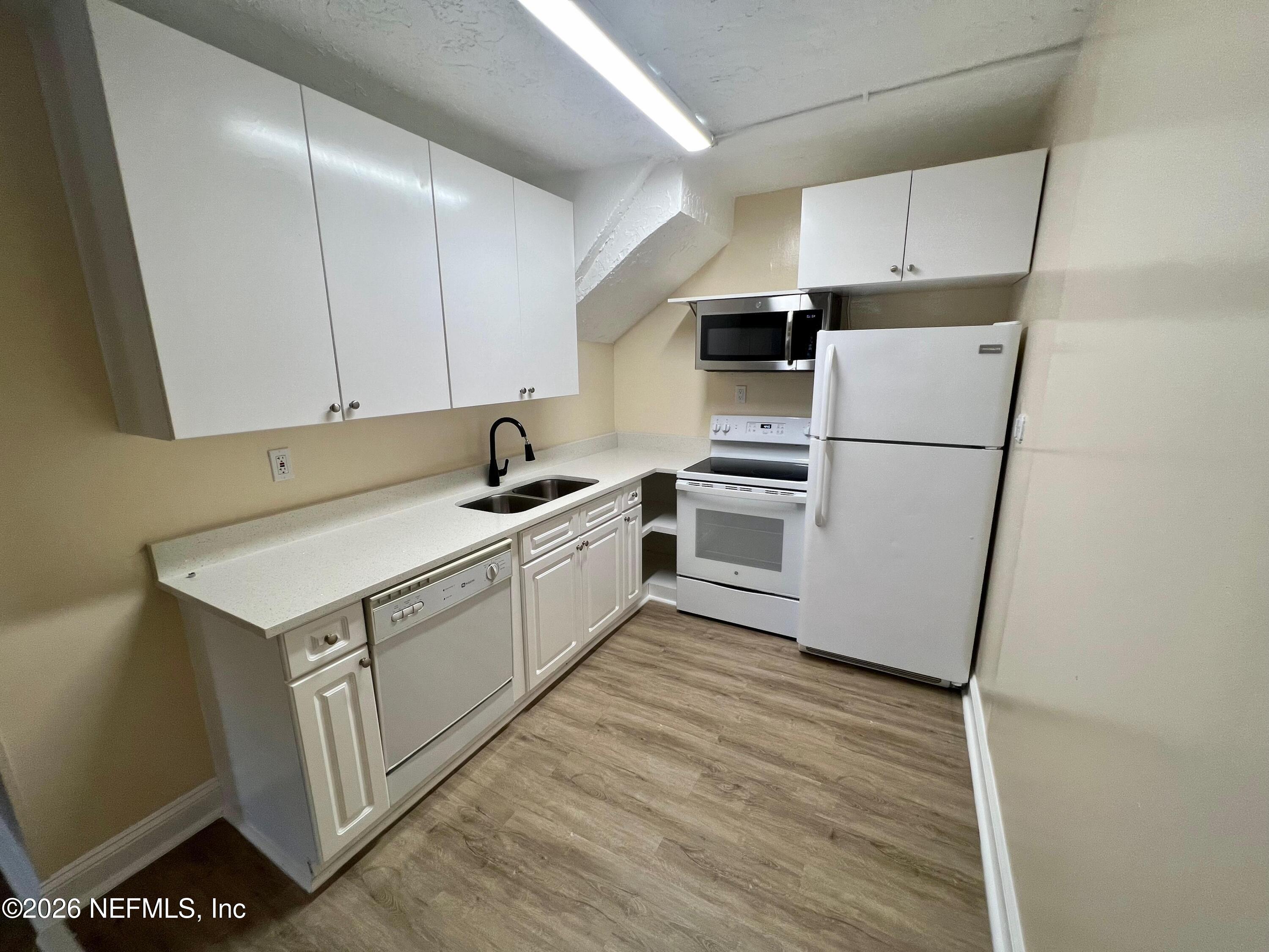 2705 Riverside Avenue Jacksonville, FL 32205 - Photo 5 of 14 IMG-20260124-WA0028