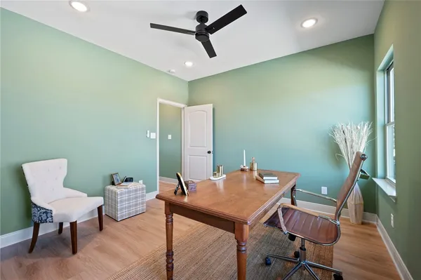 $2,000 | 104 33rd Street West, Bryan, TX 77803