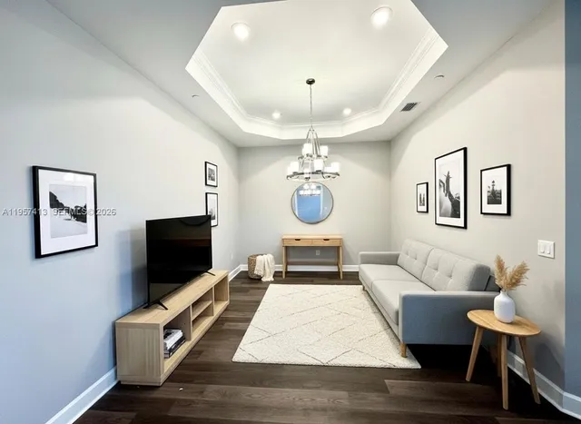 $6,300 | 15323 Lucerna Street, Unit 204, Naples, FL 34114