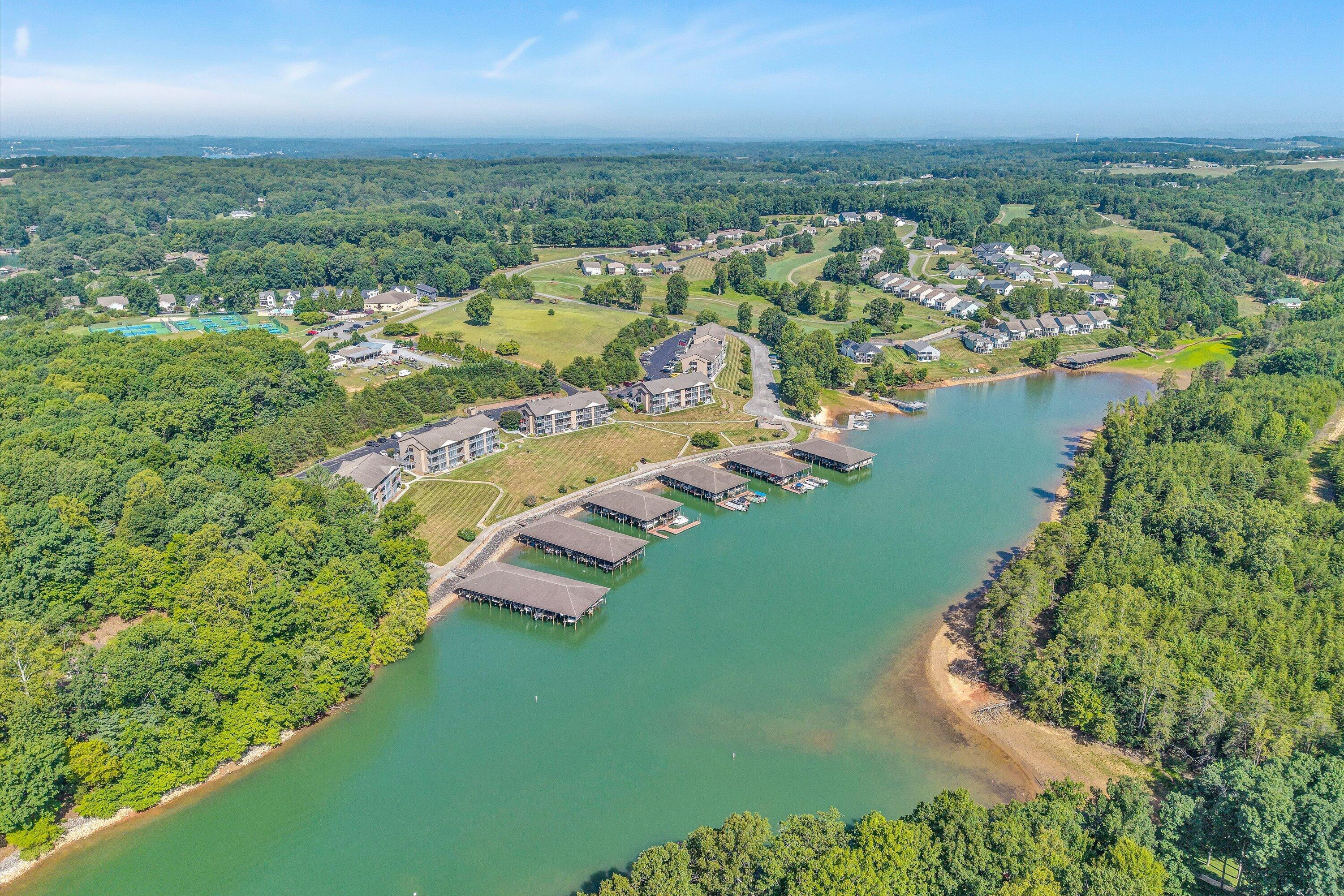 1137 Mariners Way, Unit 44 Huddleston, VA 24104 - Photo 3 of 50 52-DJI_20260702101813_0022