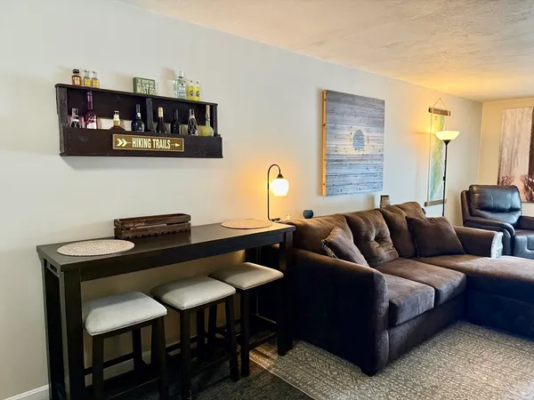 $165,000 | 176 Maple Avenue, Unit 46, Rutland, MA 01543