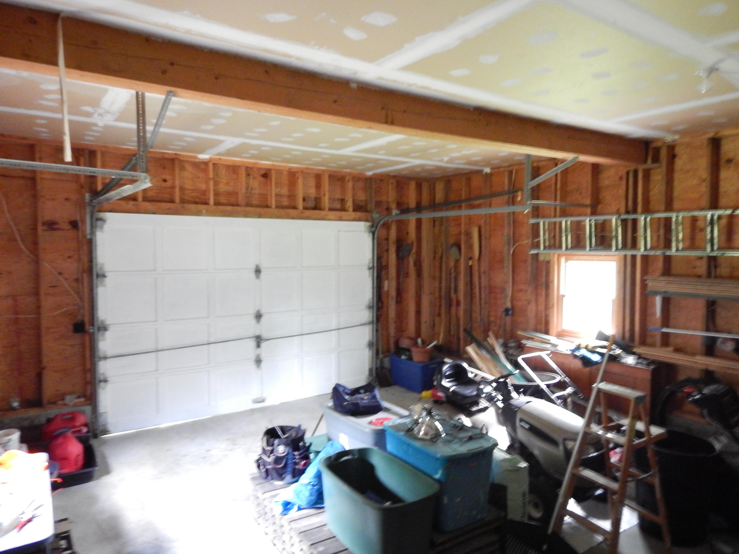 236 Mill Road Newry, ME 04261 - Photo 21 of 32 2 car garage
