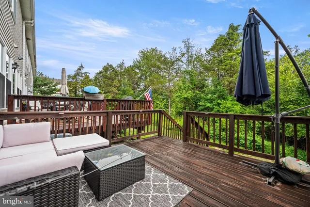 $330,000 | 1160 Pin Oak Drive, Perkiomenville, PA 18074