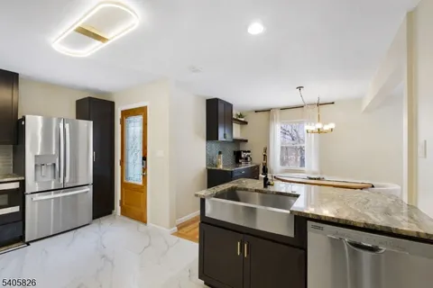 $635,000 | 1 North Branch River Road, Somerville, NJ 08876