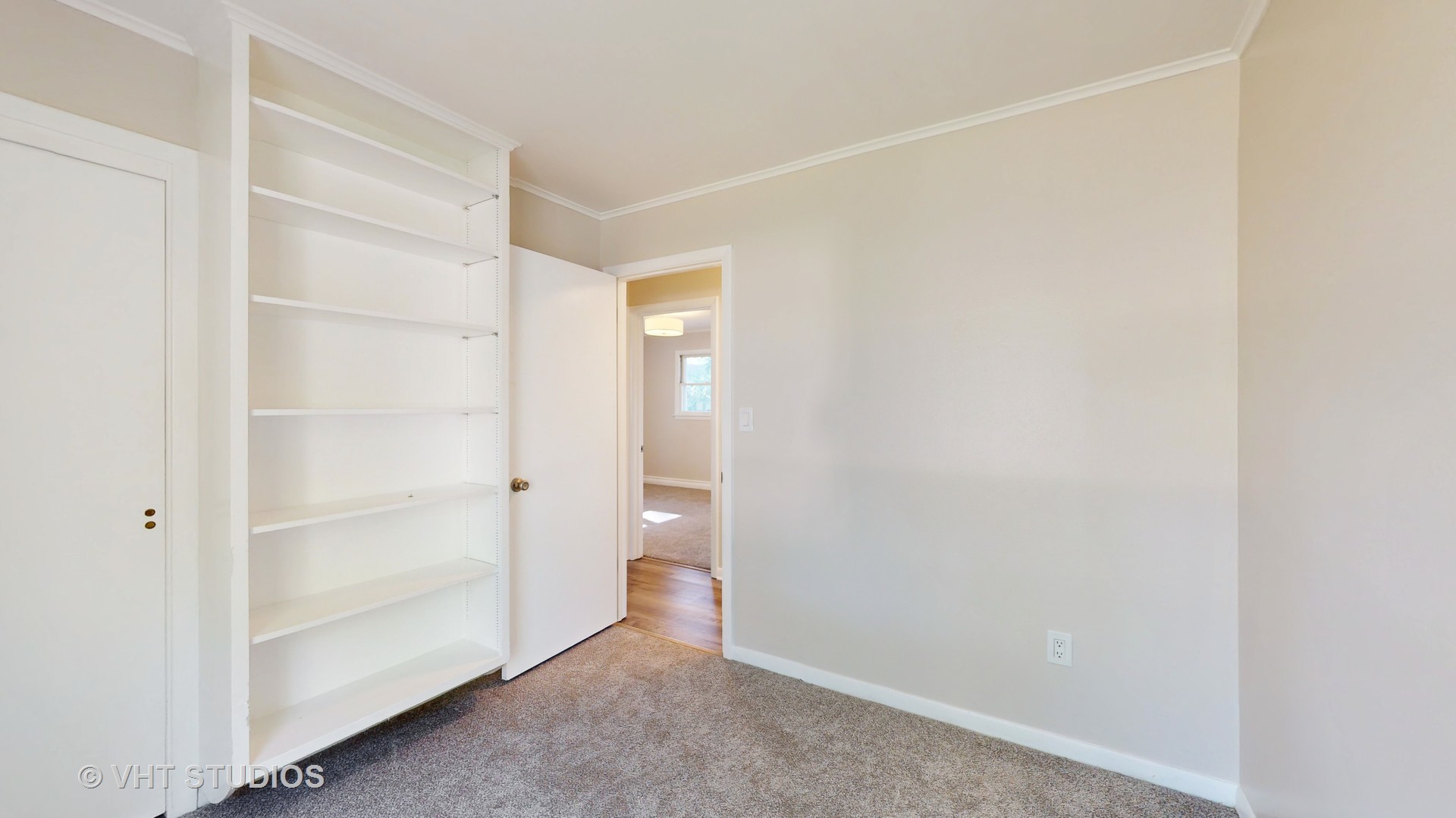 241 Highland Road Grayslake, IL 60030 - Photo 11 of 26 Gallery Image 11