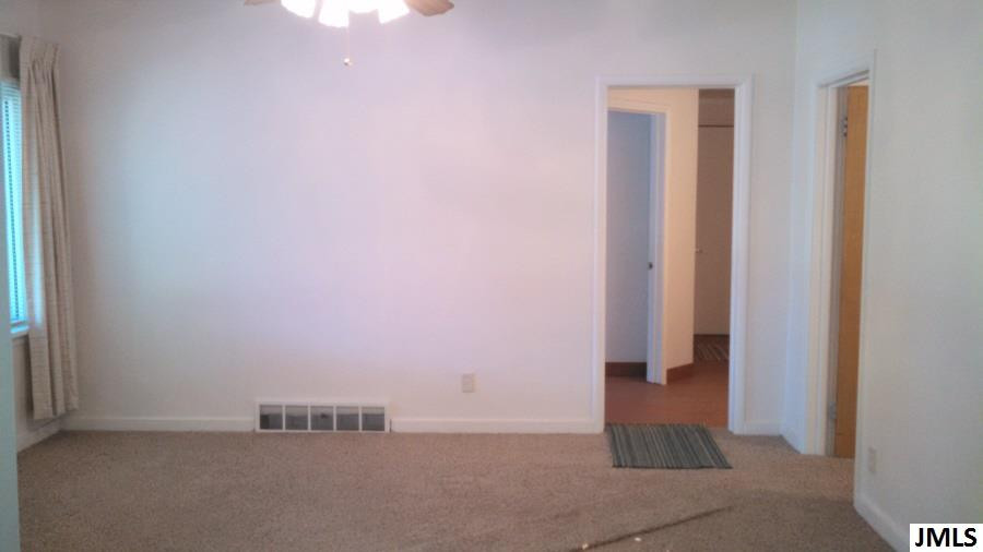 141 Ridgeway Road Jackson, MI 49201 - Photo 14 of 19 Photo 14