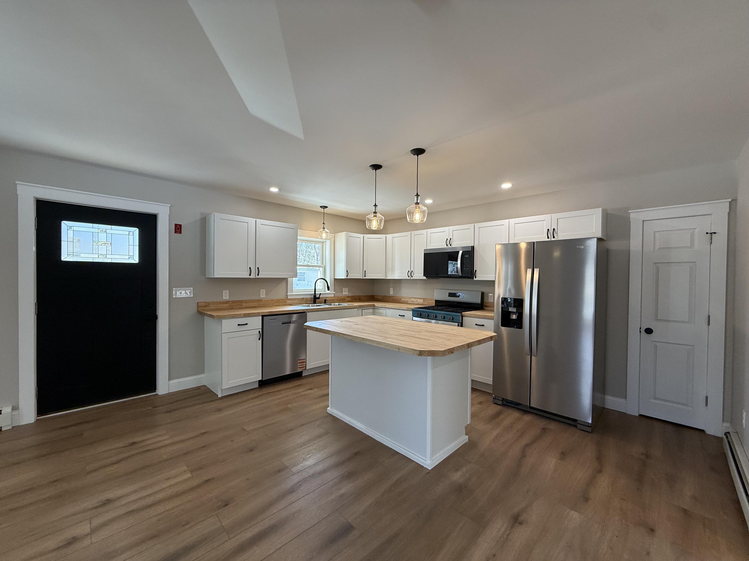 9 Raspberry Hill Road Mechanic Falls, ME 04256 - Photo 10 of 33 IMG_8672