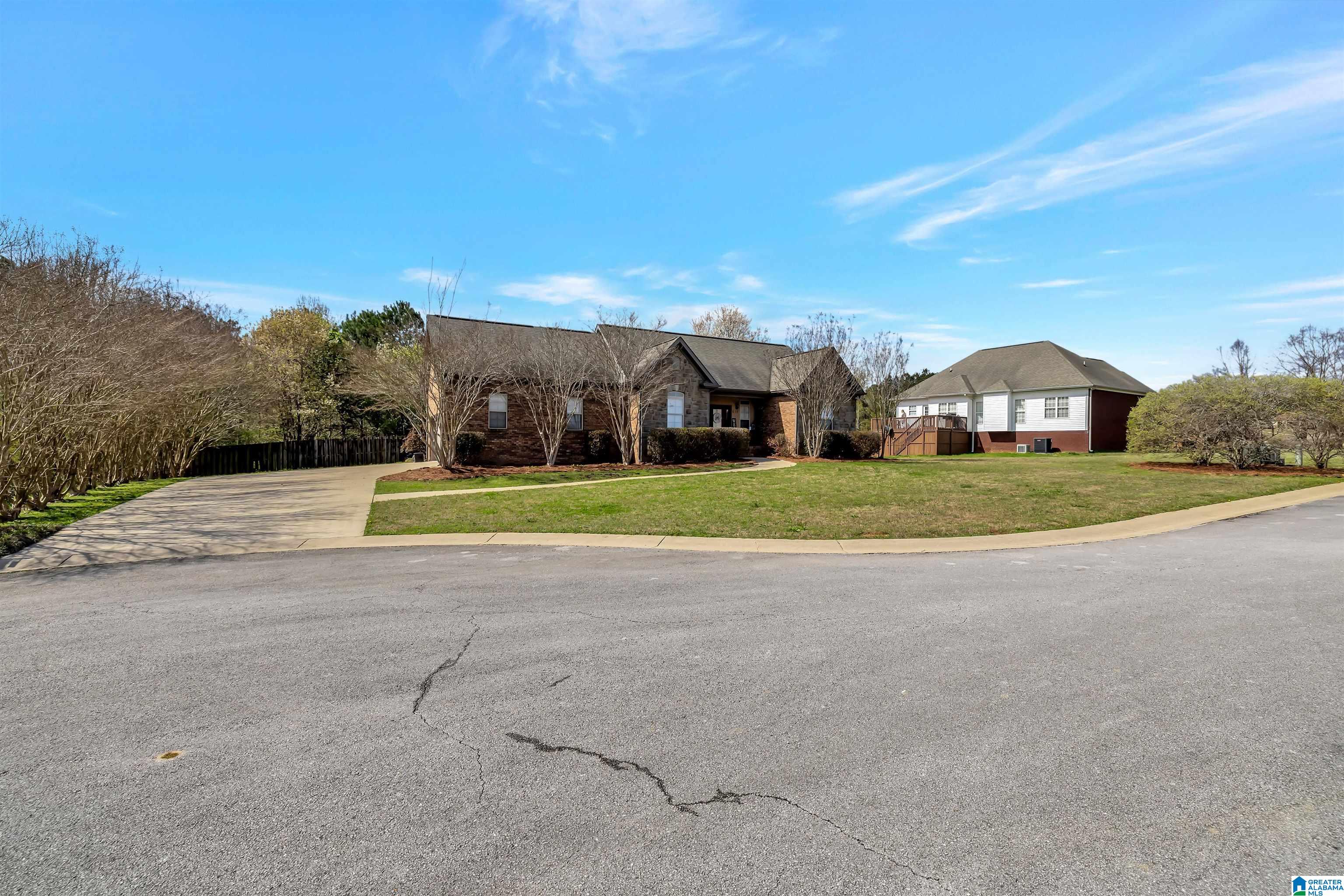 610 Ridgefield Cove Odenville, AL 35120 - Photo 5 of 39