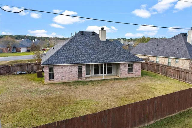 $269,900 | 102 Fitzwilliam Street, Haughton, LA 71037