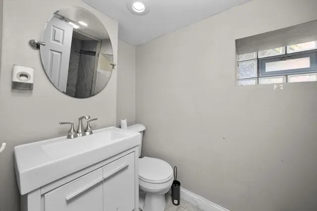 $160,000 | 8808 South Loomis Street, Chicago, IL 60620
