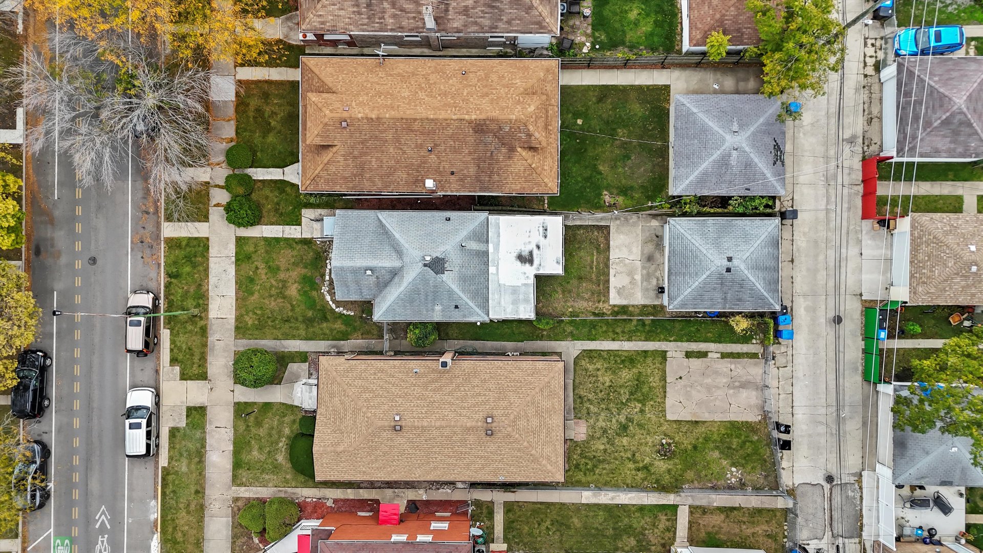 8808 South Loomis Street Chicago, IL 60620 - Photo 30 of 32 an aerial view of houses with outdoor space
