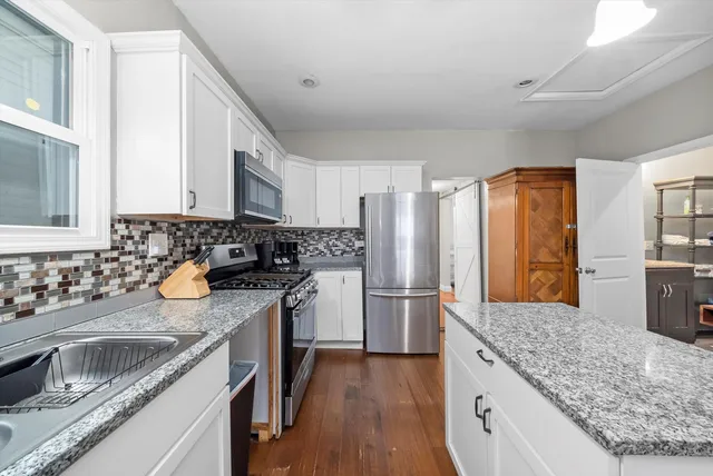 $160,000 | 8808 South Loomis Street, Chicago, IL 60620