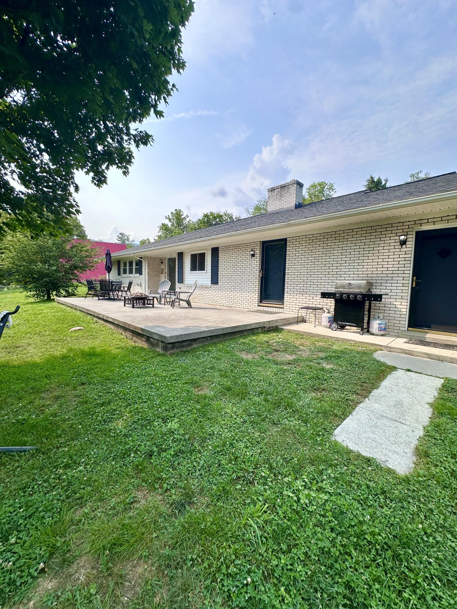 2119 Evergreen Road Covington, VA 24426 - Photo 37 of 87 IMG_9588
