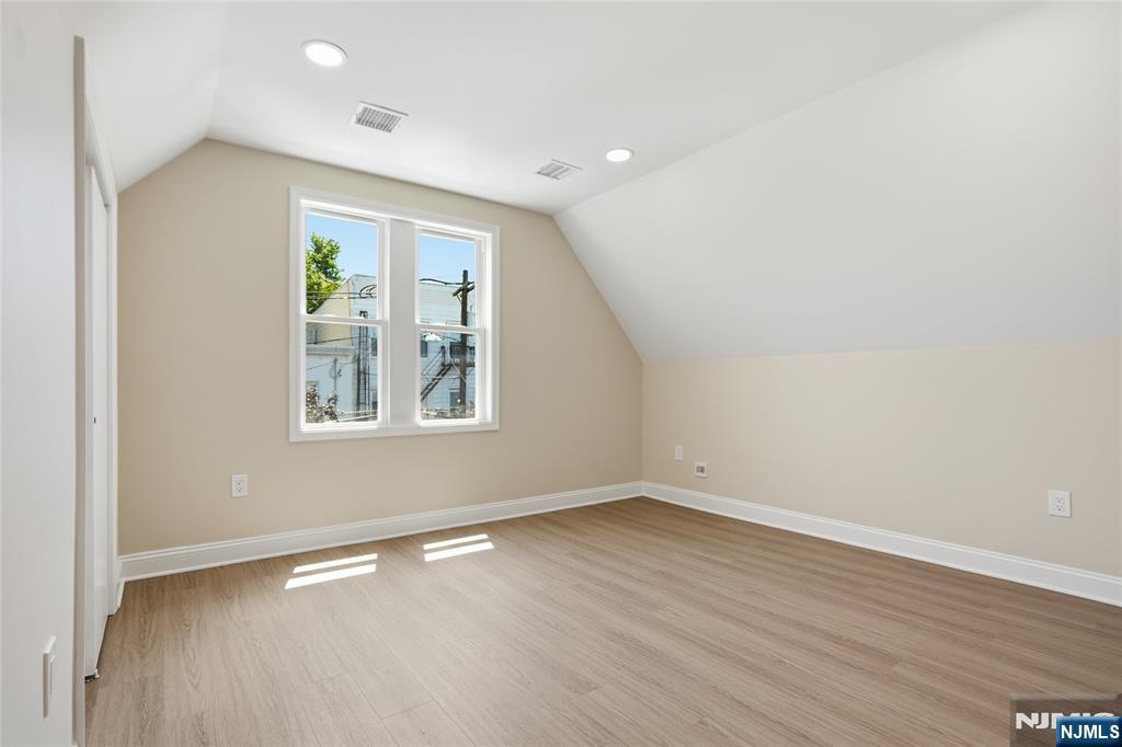 30 Edison Street Bloomfield, NJ 07003 - Photo 23 of 44