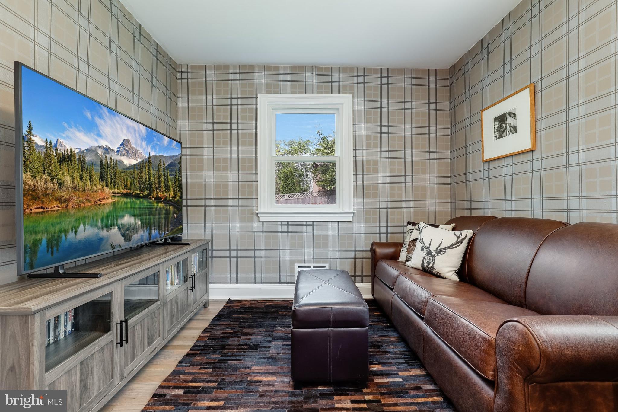 10508 Hayes Avenue Silver Spring, MD 20902 - Photo 11 of 39 Gallery Image 11