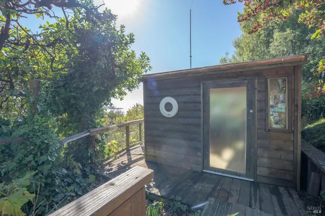 $899,000 | 38882 Honey Run Lane, Gualala, CA 95445