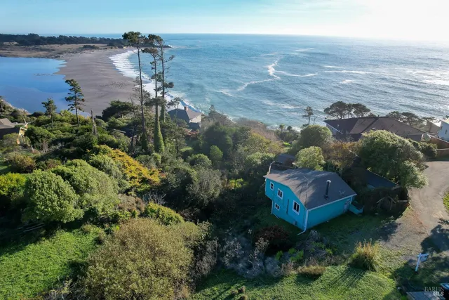 $899,000 | 38882 Honey Run Lane, Gualala, CA 95445