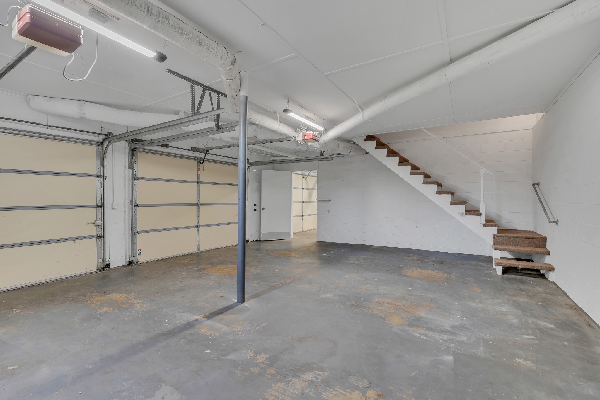 608 Hill Road Nashville, TN 37220 - Photo 39 of 44 a view of a garage