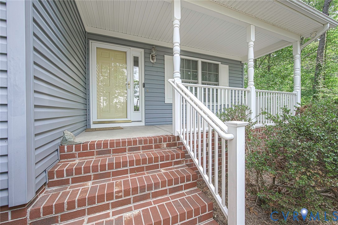 17319 Doggetts Fork Road Ruther Glen, VA 22546 - Photo 7 of 32