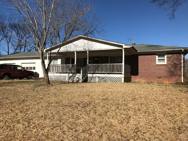 1580 Bud Arthur Bridge Road Spartanburg, SC 29307 - Photo 1 of 19 Gallery Image 1