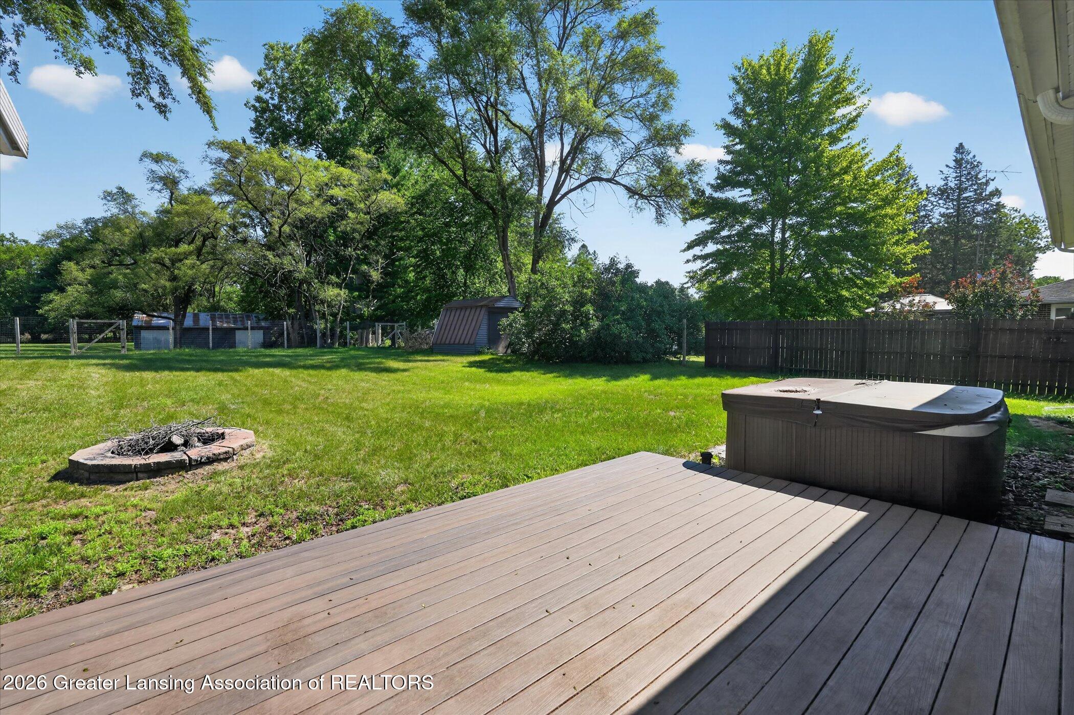 1434 Petts Road Fenton, MI 48430 - Photo 52 of 74 Deck & Firepit