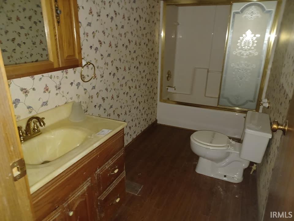 1612 Meadow Street Carmi, IL 62821 - Photo 5 of 10