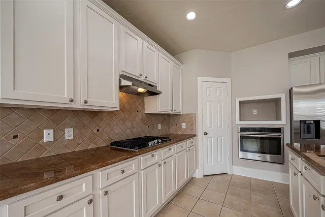 $2,300 | 11223 Switchgrass Lane, Houston, TX 77095