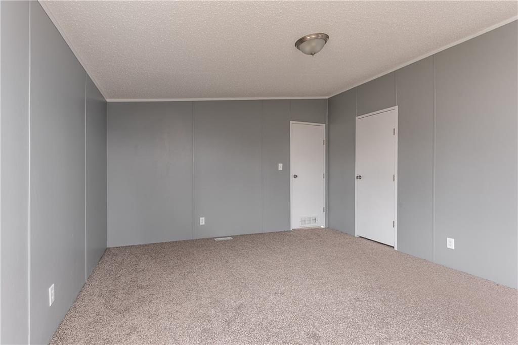 1200 East Cutshall Road Scottsburg, IN 47170 - Photo 13 of 29 Gallery Image 13