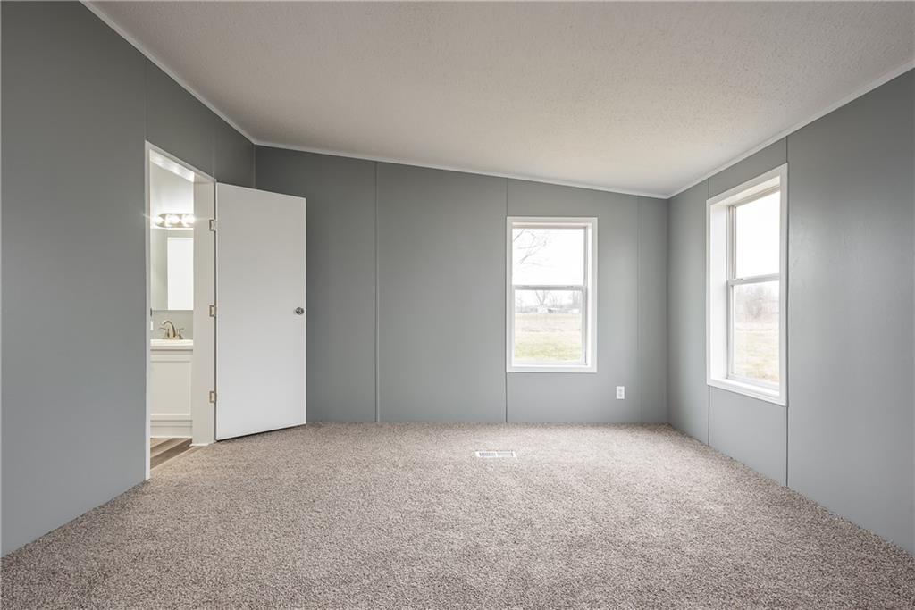 1200 East Cutshall Road Scottsburg, IN 47170 - Photo 14 of 29 Gallery Image 14