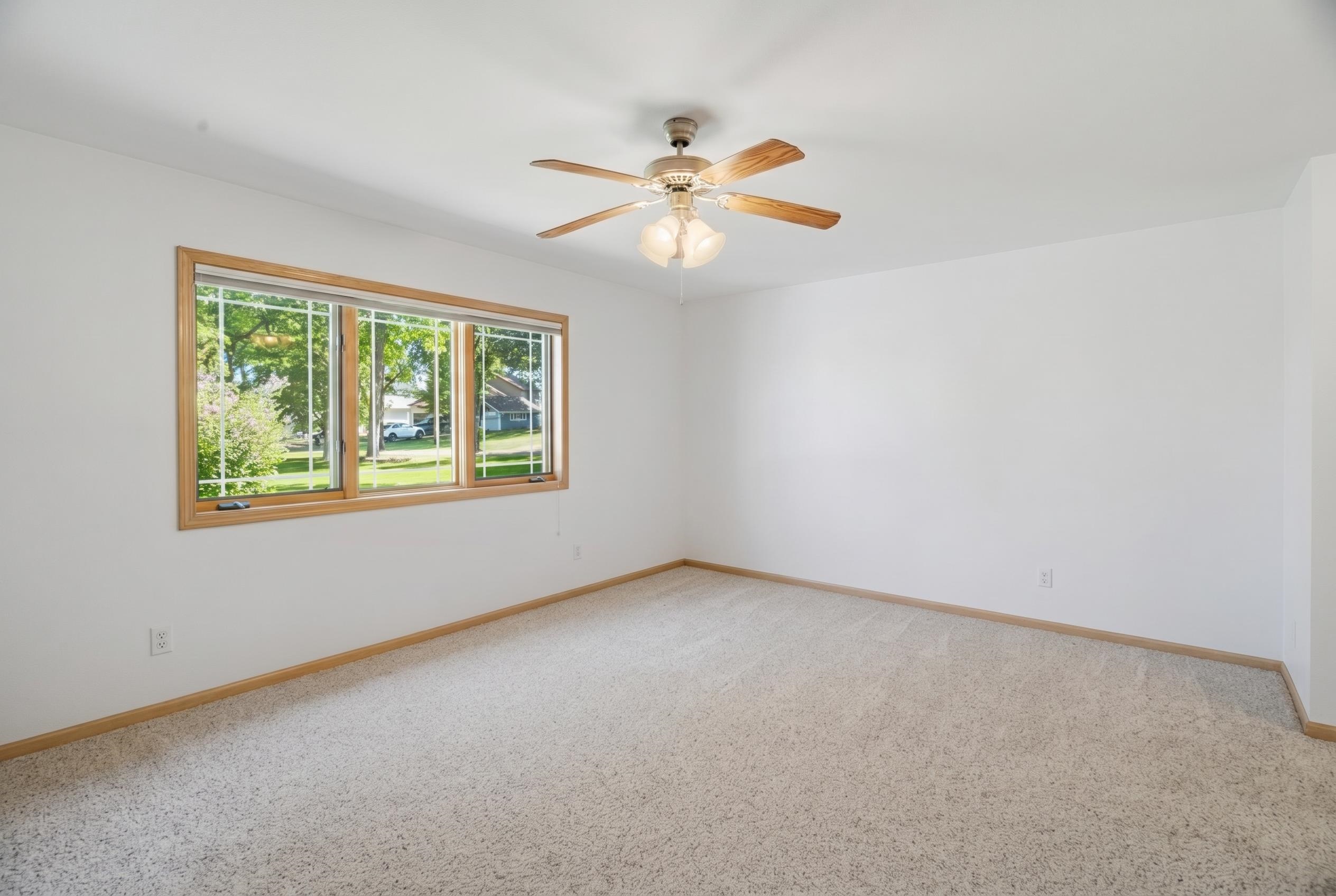 2146 Point Comfort Road Oshkosh, WI 54902 - Photo 37 of 66