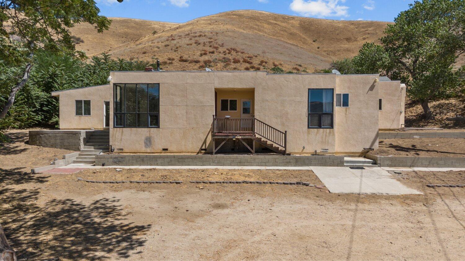 13113 Johnson Road Lake Hughes, CA 93532 - Photo 14 of 61 13-JohnsonRd-82e56125c2