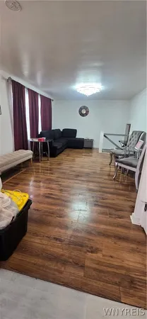 $2,100 | 758 Niagara Falls Boulevard, Tonawanda, NY 14223