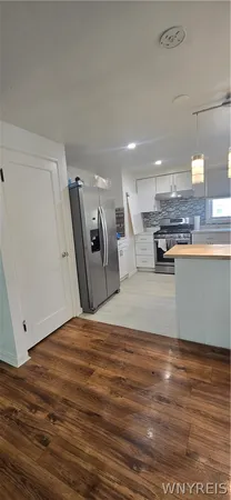 $2,100 | 758 Niagara Falls Boulevard, Tonawanda, NY 14223