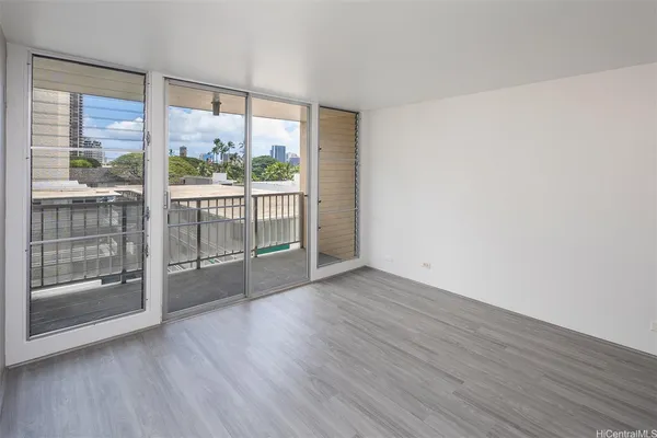 $2,100 | 785 Kinau Street, Unit 302, Honolulu, HI 96813