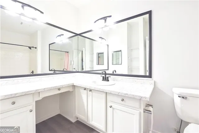 $2,100 | 5641 Roswell Road, Unit 103, Atlanta, GA 30342