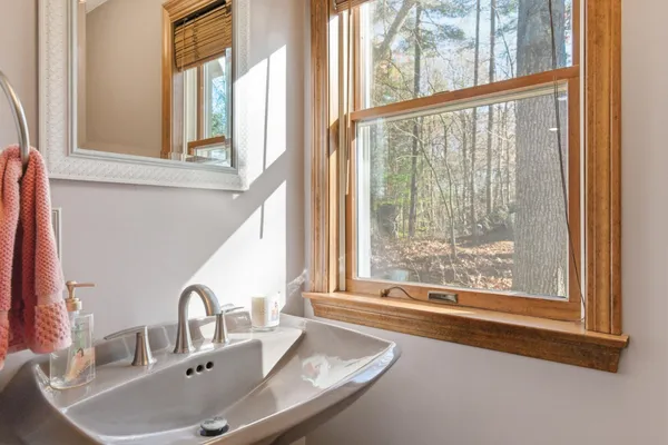 $859,900 | 116 Westfall Road, Pelham, NH 03076