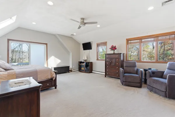 $859,900 | 116 Westfall Road, Pelham, NH 03076