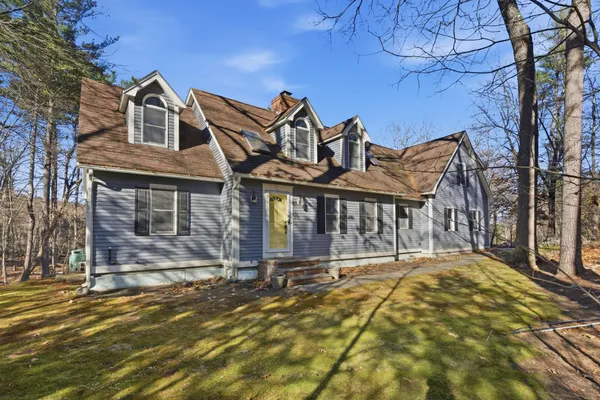 $859,900 | 116 Westfall Road, Pelham, NH 03076